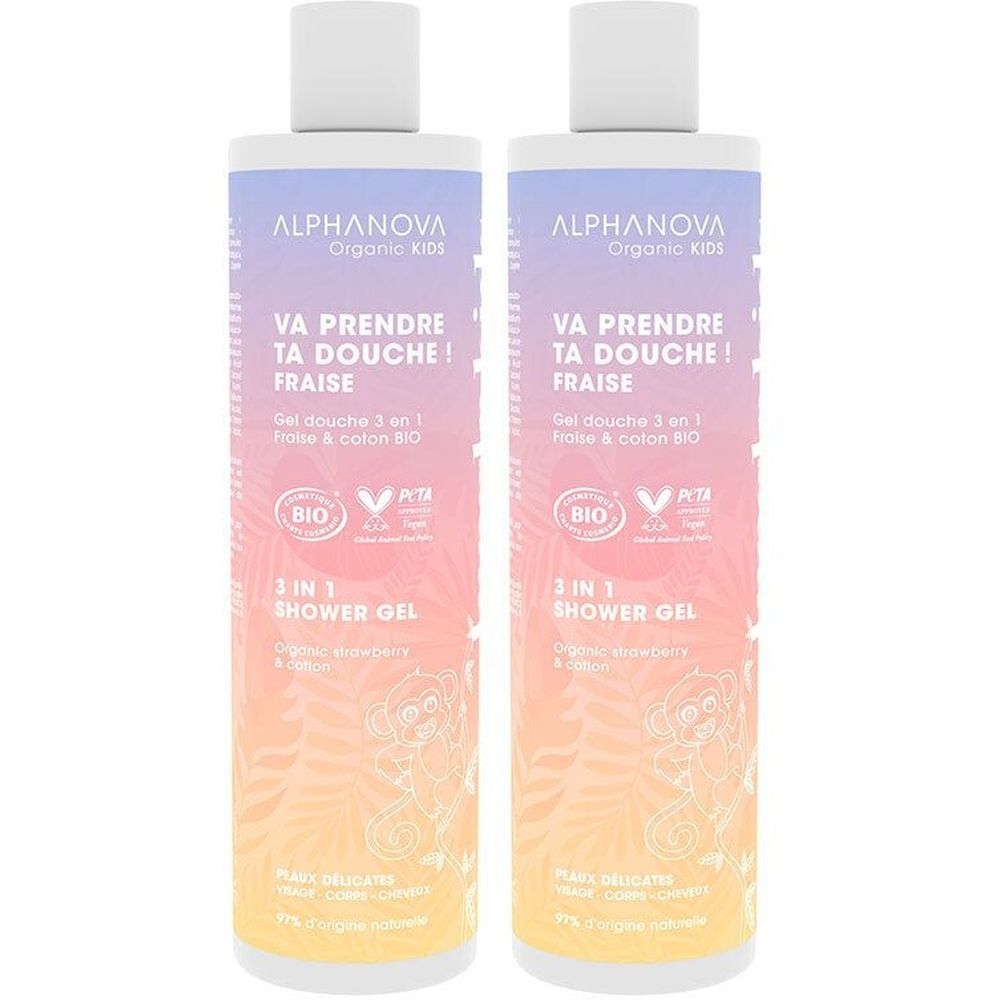 Deux flacons de gel douche. Inscription: ALPHANOVA Organic KIDS, VA PRENDRE TA DOUCHE! FRAISE, 3 in 1 Shower Gel. Avec label Bio et logo PETA.