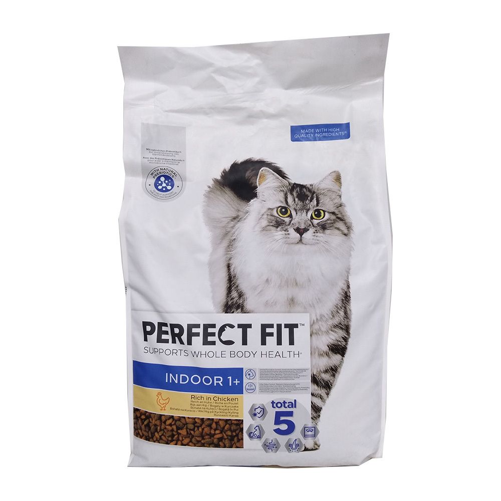 Sac blanc de nourriture pour chats. Inscription : PERFECT FIT, INDOOR 1+, Rich in Chicken. Image d'un chat. Sceau.