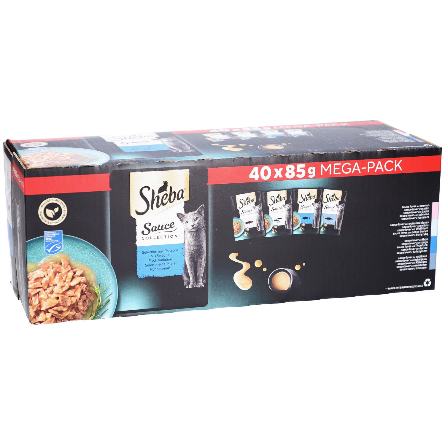 Grote verpakking Sheba Sauce Collection. Bevat 40 zakjes van 85g. Zwarte verpakking met productafbeelding en logo.