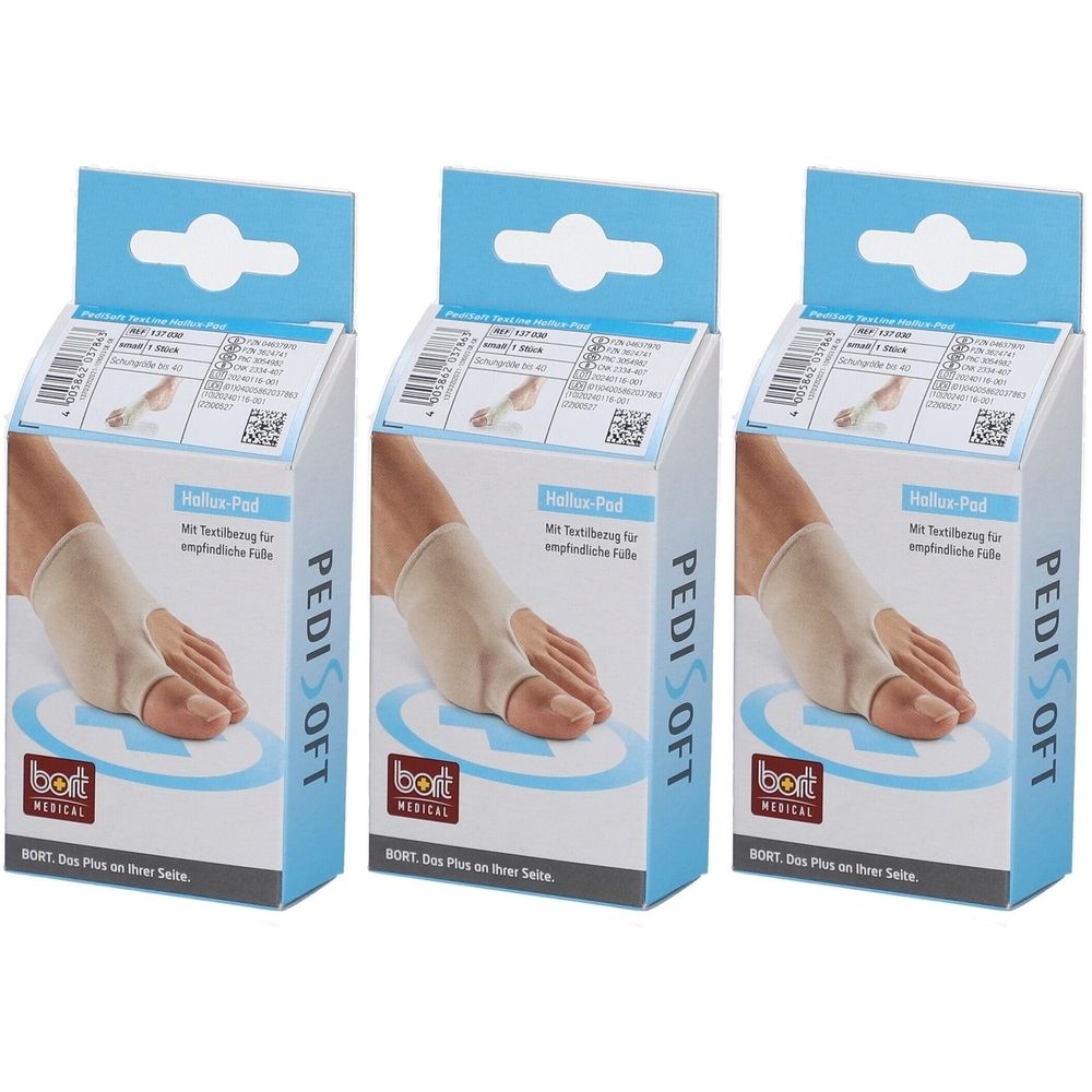 Trois boîtes de coussinets Hallux PediSoft de Bort. Coussinets beiges sur pied, dans boîtes bleues avec informations et logo.