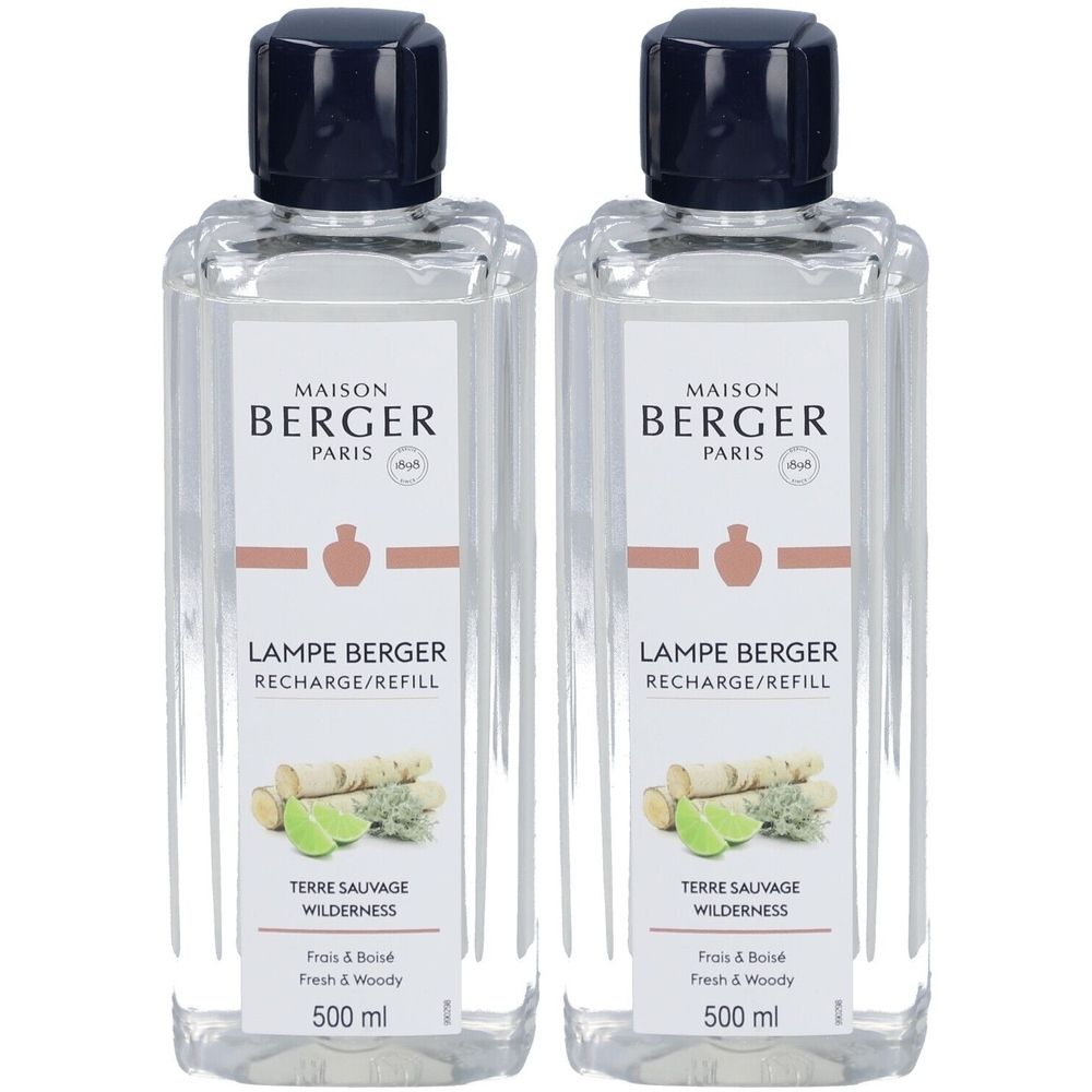 Deux flacons avec bouchon noir. L'étiquette indique "MAISON BERGER PARIS" et "LAMPE BERGER RECHARGE/REFILL".