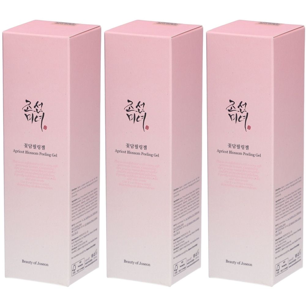 Trois boîtes roses. Inscriptions en caractères asiatiques et anglais: Apricot Blossom Peeling Gel. Marque: Beauty of Joseon.