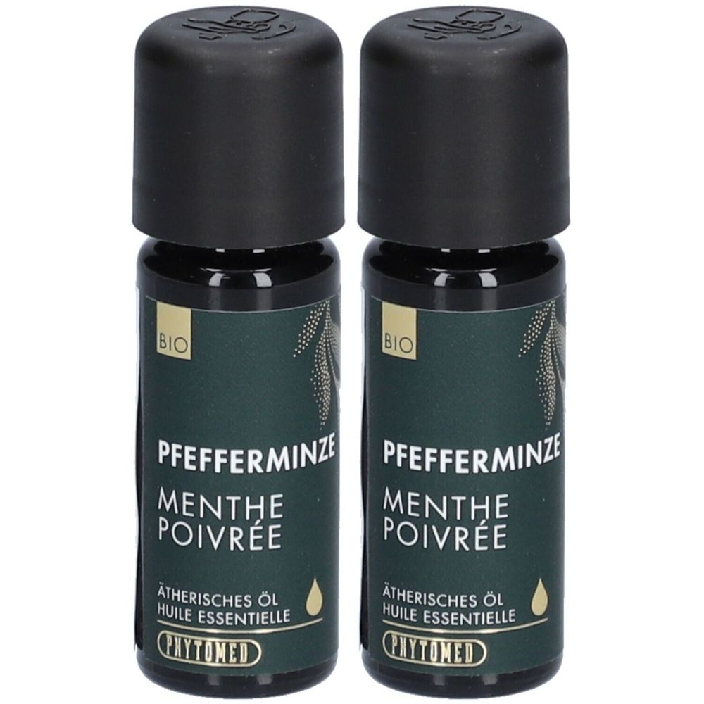 Twee flesjes met zwarte dop. Opschrift: Pfefferminze, Menthe Poivrée, Etherische olie. Merk: PHYTOMED. BIO-keurmerk.