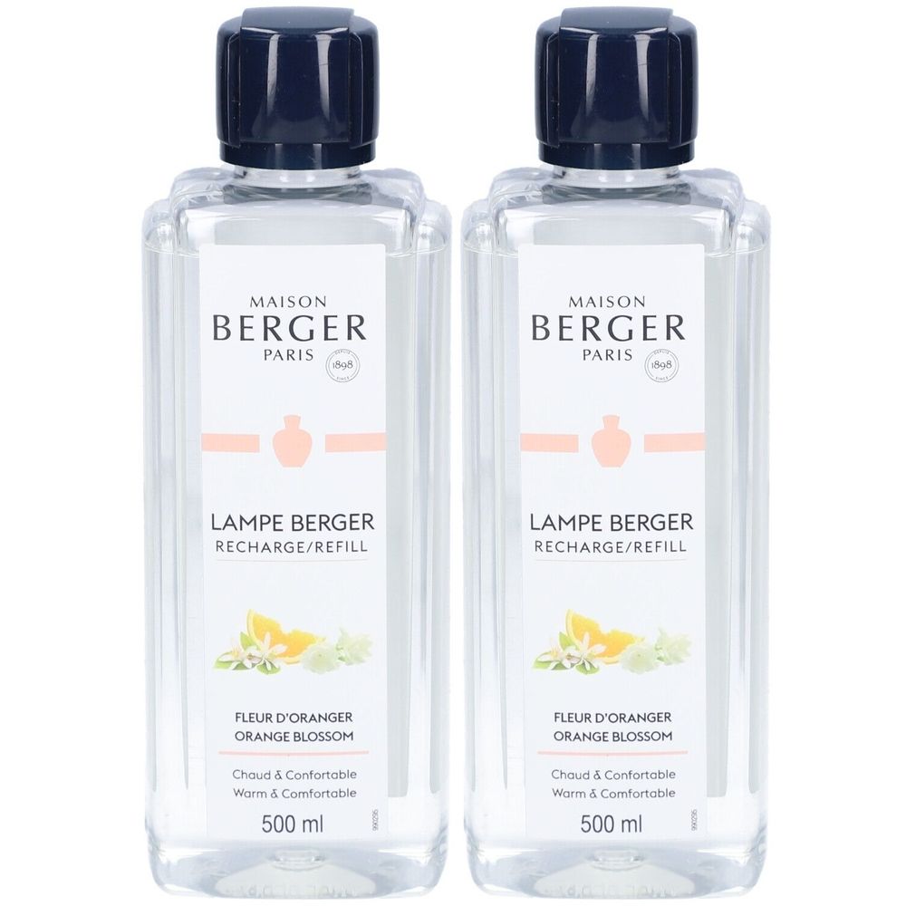 Deux flacons de parfum d'ambiance Lampe Berger Fleur d'Oranger. Forme rectangulaire, liquide transparent, bouchon noir. Inscription : Maison Berger Paris.