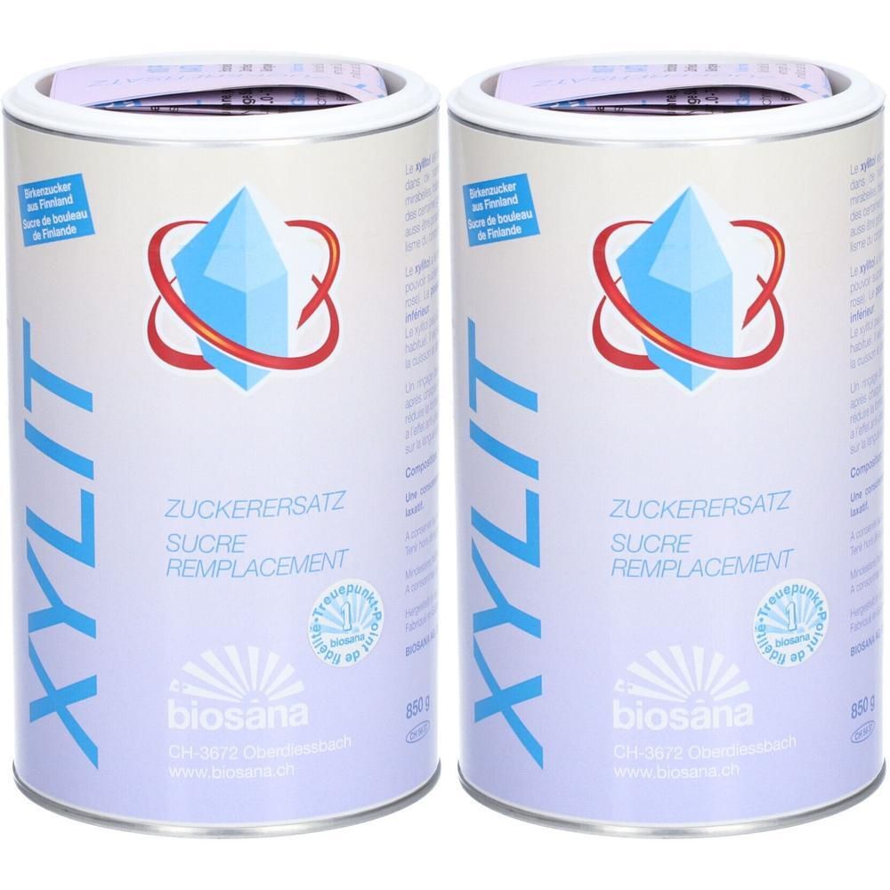 Deux boîtes de substitut de sucre BIOSANA Xylit, 850g. Écriture bleue 'XYLIT' sur fond blanc.