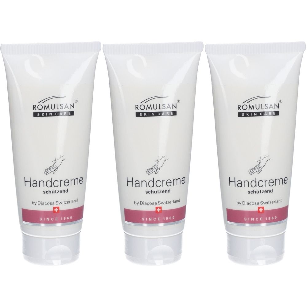 Drie tubes handcrème. Wit, met tekst en logo. Productnaam: Handcreme. Merk: Romulsan. Met Zwitsers kruis.