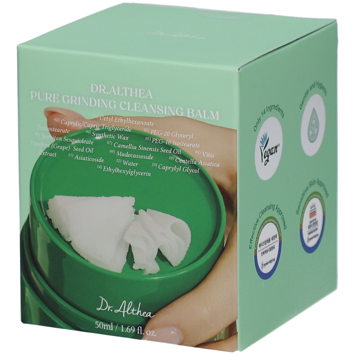 Groene verpakking met productnaam en ingrediënten. Vegan label. Product in groene pot met doekjes.