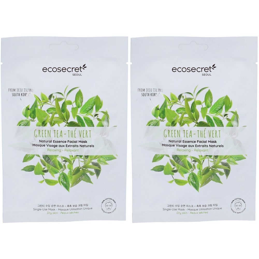 Deux sachets blancs avec des feuilles vertes et du texte. Inscription: Green Tea-The Vert, Natural Essence Facial Mask. Marque: ecosecret.