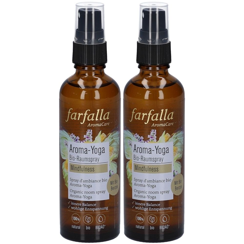 Deux flacons en verre brun avec vaporisateur. Inscription: farfalla Aroma-Yoga Bio-Raumspray Mindfulness. Avec certifications.
