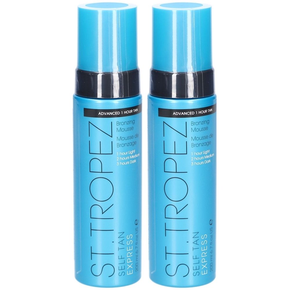 Twee blauwe flessen met zwarte dop. Opschrift: ST. TROPEZ, SELF TAN EXPRESS, Bronzing Mousse.