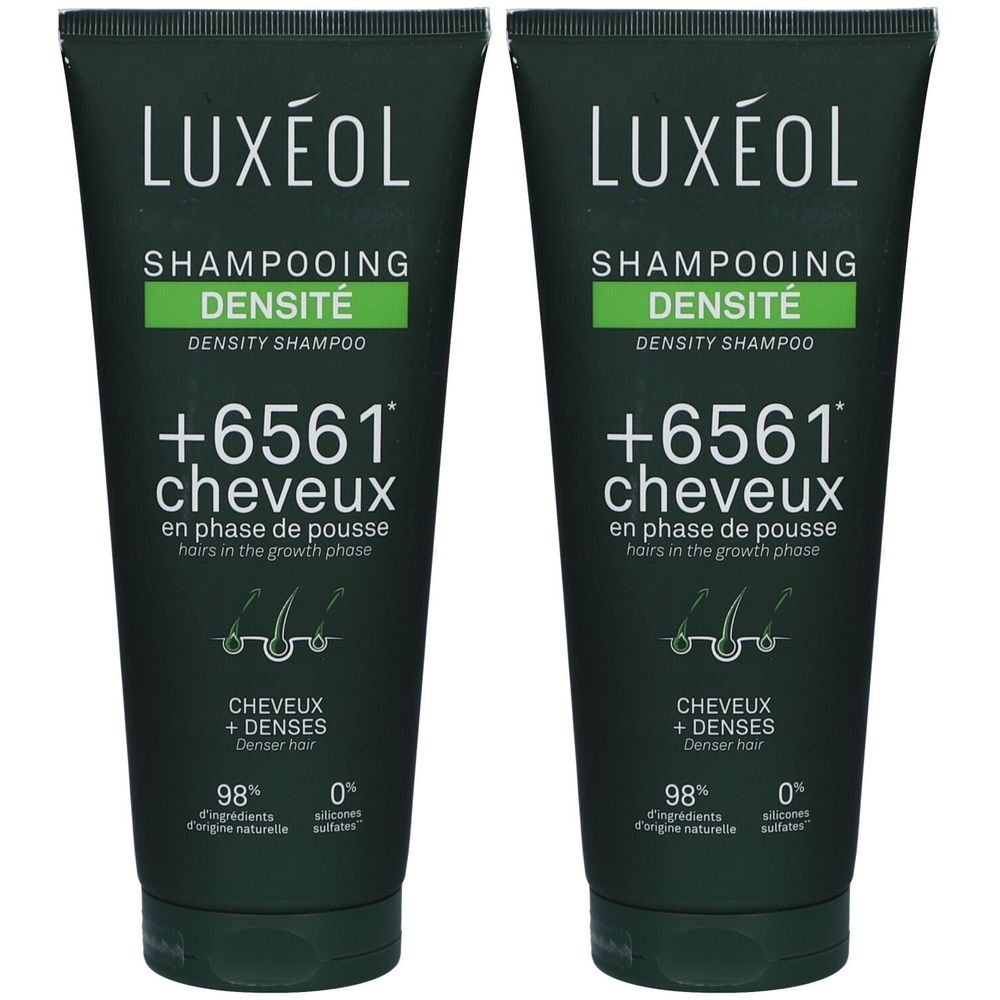 Twee groene tubes shampoo. Opschrift: LUXÉOL, Shampooing Densité, +6561 cheveux, 98% ingrediënten van natuurlijke oorsprong.