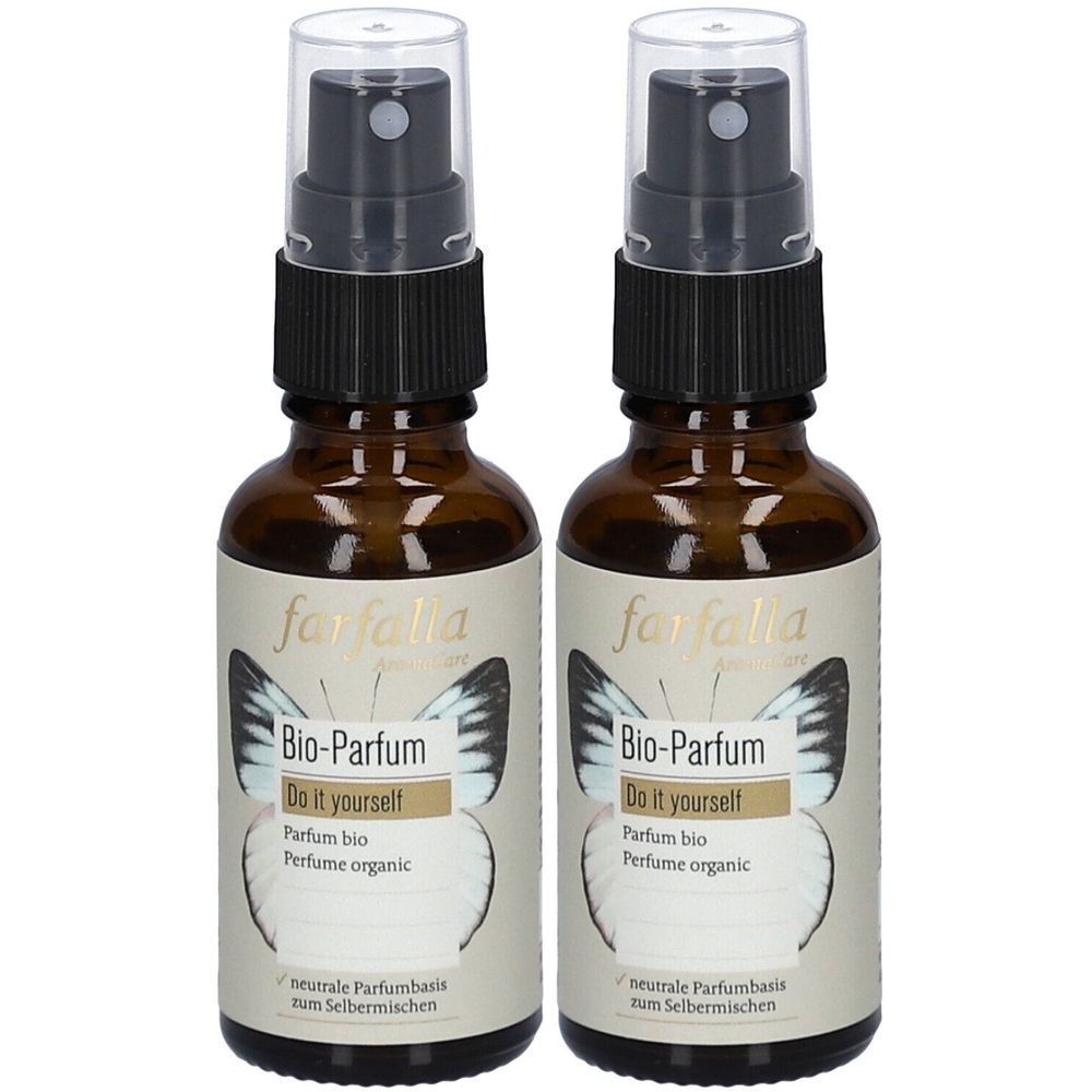 Deux flacons en verre brun avec vaporisateur. Les étiquettes indiquent "farfalla Bio-Parfum".