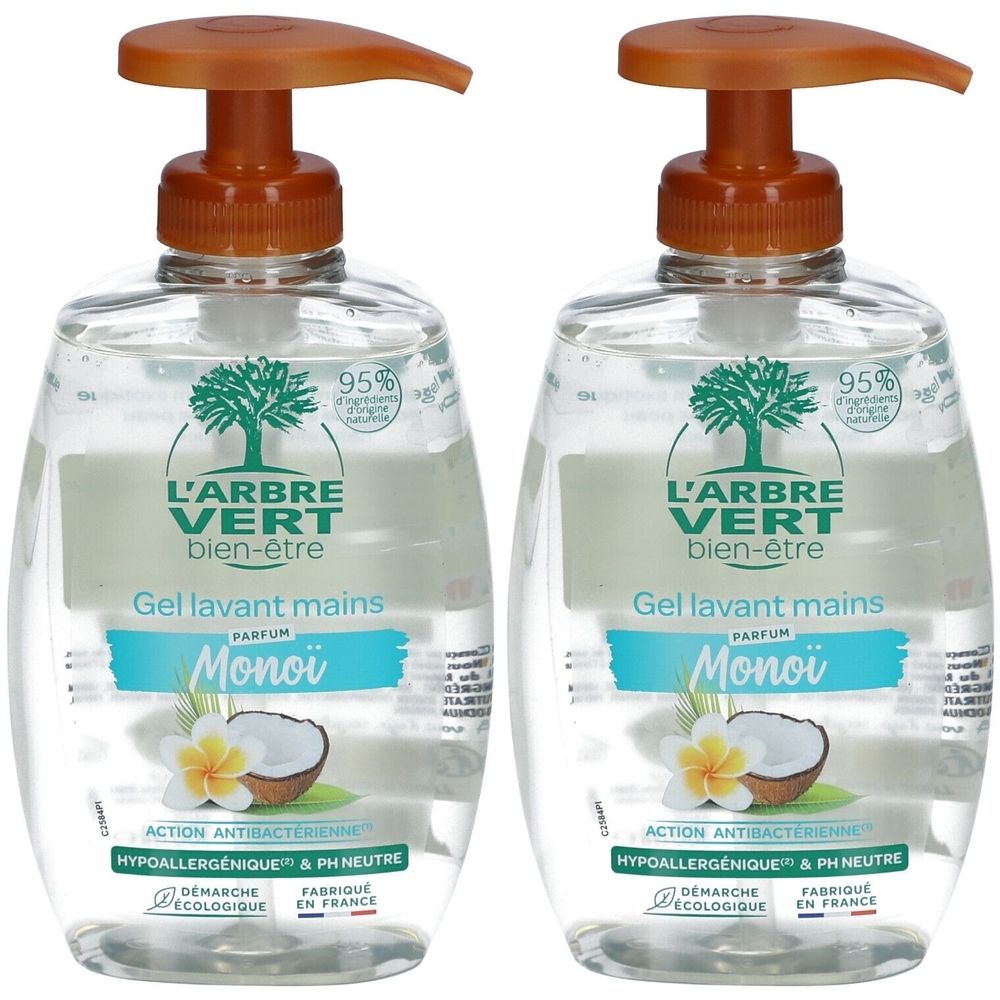 Deux flacons transparents avec pompes marron. Inscription : L'ARBRE VERT, Gel lavant mains, Monoï. Illustration noix de coco et fleur.