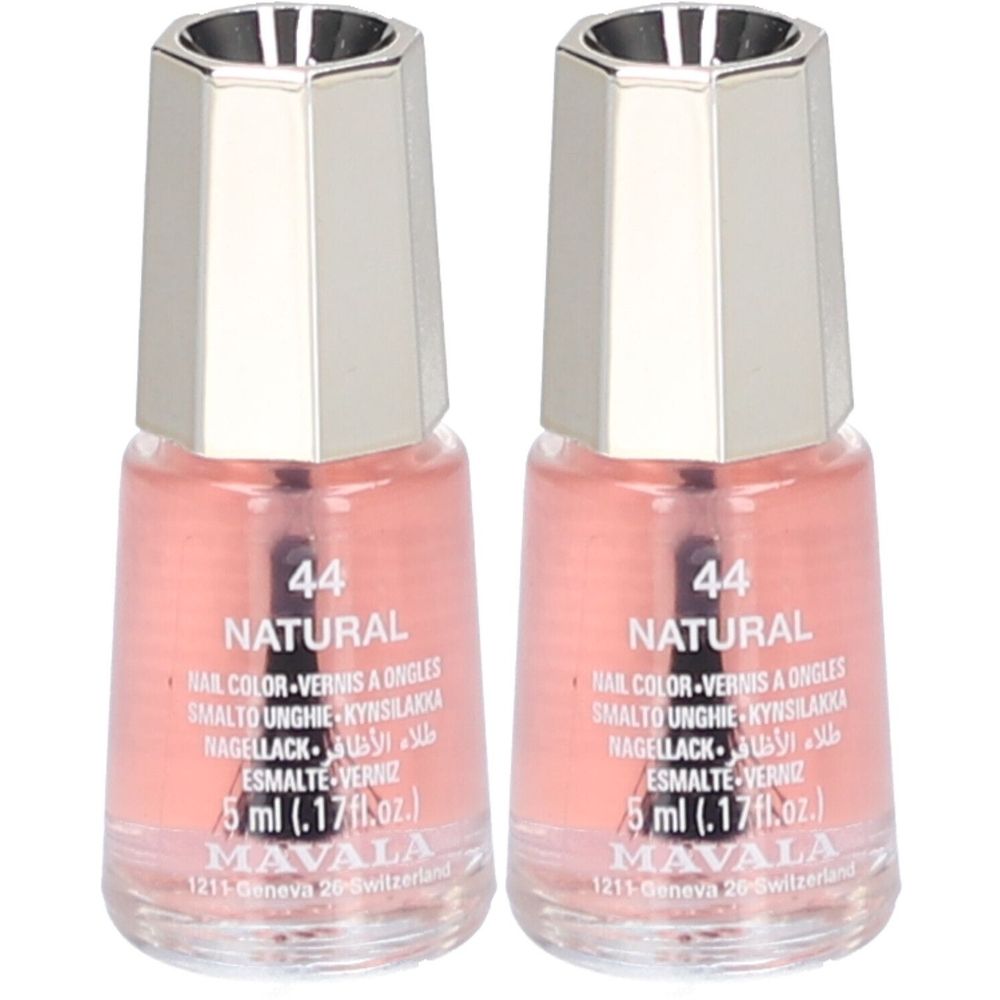 Twee flesjes nagellak, kleur 44 Natural. Zilverkleurige dop. Merk Mavala, 5 ml.