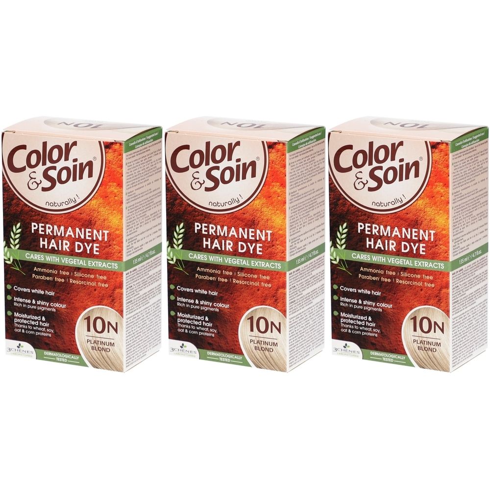 Drie dozen haarkleurmiddel. Op elke doos staat "Color & Soin" en "Permanent Hair Dye". De kleur is 10N platinablond.