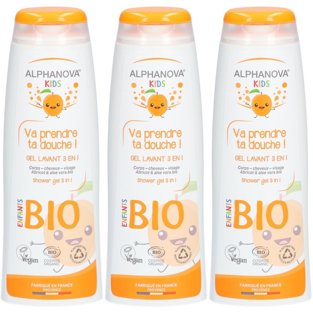 Drie flessen ALPHANOVA Kids Bio 3-in-1 wasgel. Witte flessen met oranje doppen en etiketten. Opschriften: BIO, Vegan, Abrikoos.