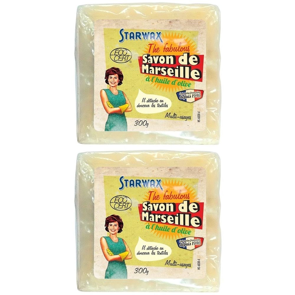 Twee zeepblokken met etiket. Opschrift: STARWAX, Savon de Marseille met olijfolie. ECOCERT-certificering. Gewicht: 300g.