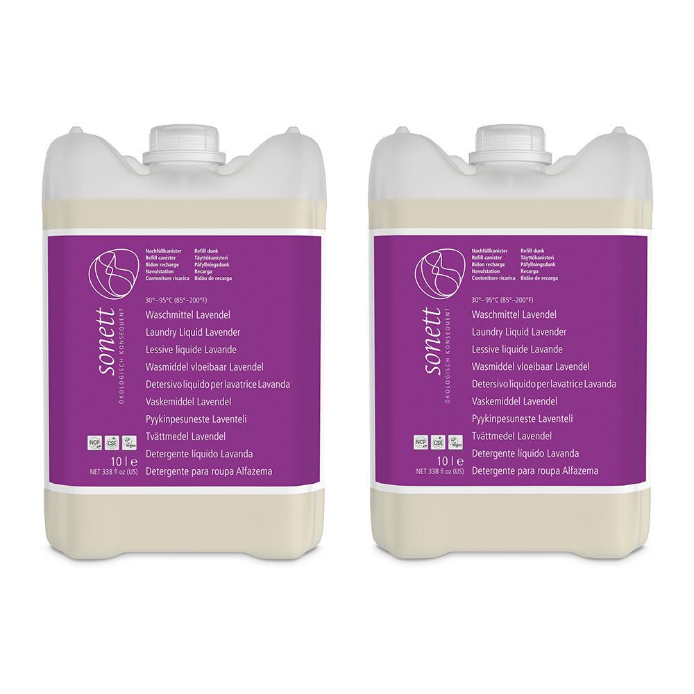 Twee flessen wasmiddel. Paars etiket met tekst in meerdere talen. Merk: Sonett. Inhoud: 10L.