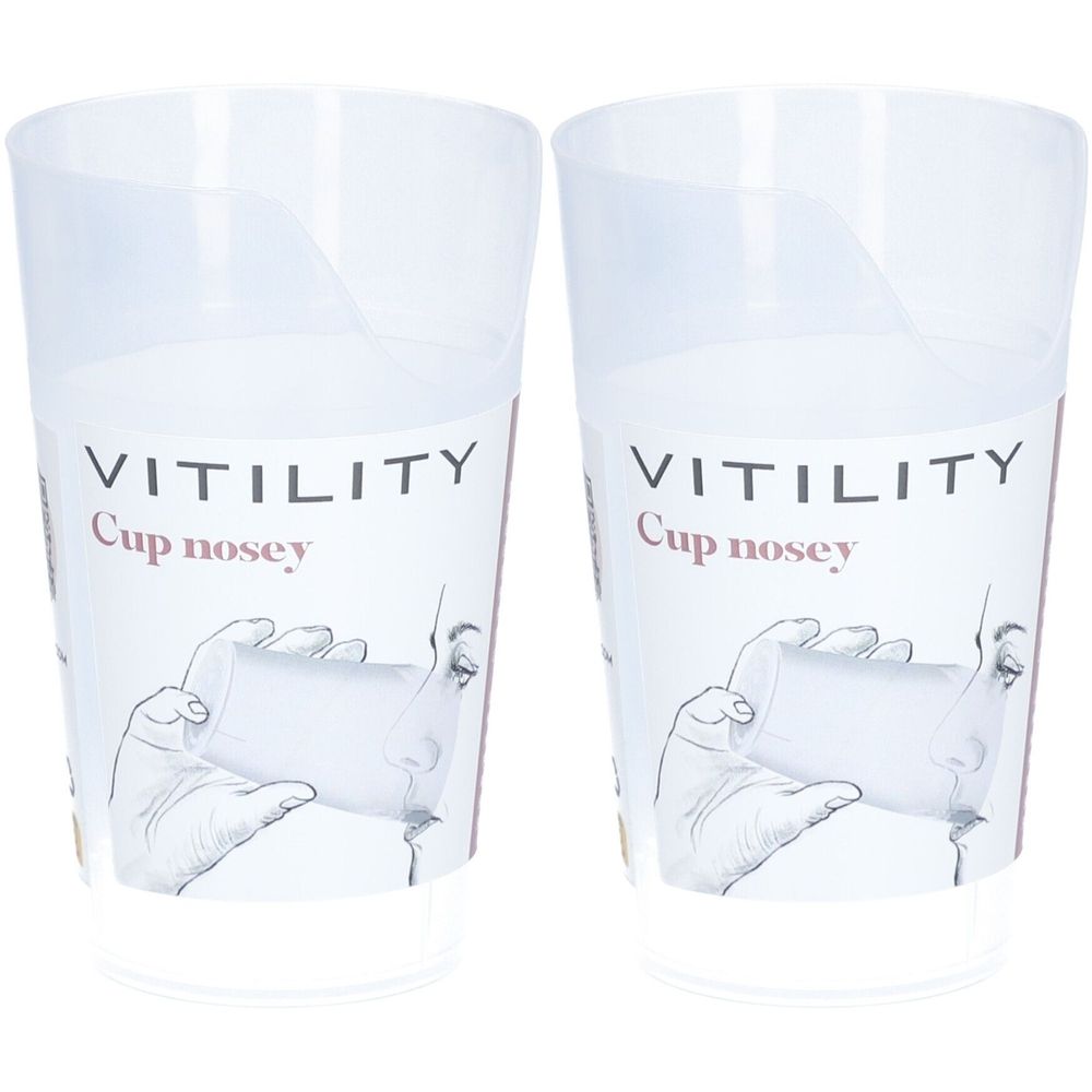 Twee transparante bekers met neusuitsparing. Opdruk: VITILITY, Cup nosey. Illustratie van een hand die een beker tegen de neus houdt.