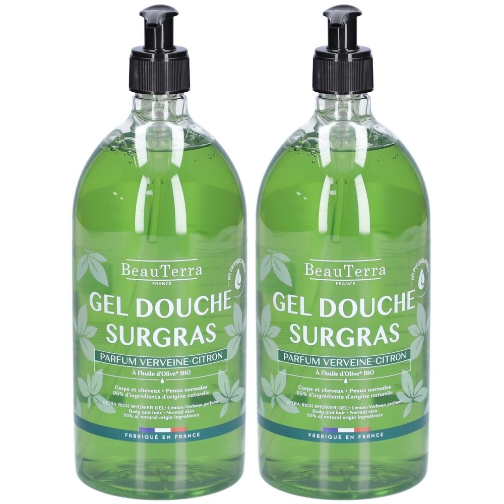 Deux flacons de gel douche vert avec pompe noire. Inscription: BeauTerra, Gel Douche Surgras, Parfum Verveine-Citron. Fabriqué en France.