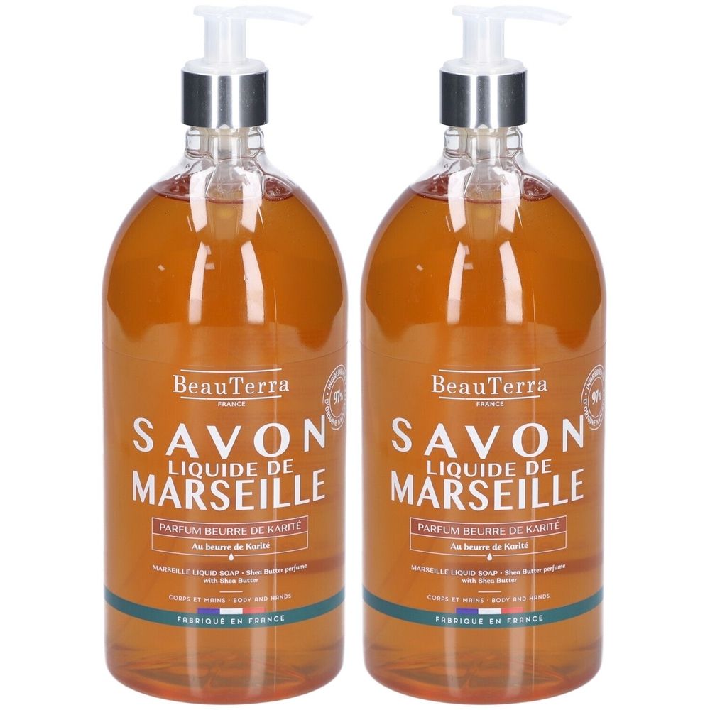 Deux flacons de savon liquide avec pompe. Inscription: BeauTerra Savon Liquide de Marseille. Au beurre de karité.
