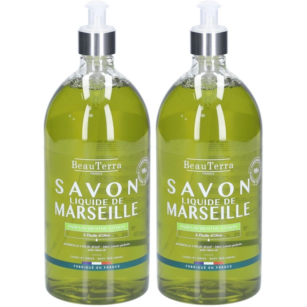 Deux flacons de savon liquide. Inscription : Savon Liquide de Marseille, Menthe Citron. Avec distributeur.