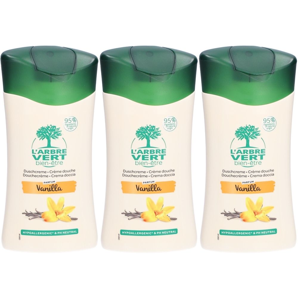 Trois flacons de crème de douche. Étiquette blanche, bouchon vert. Logo: arbre. Texte: L'ARBRE VERT, bien-être, Vanilla. Label 95%.
