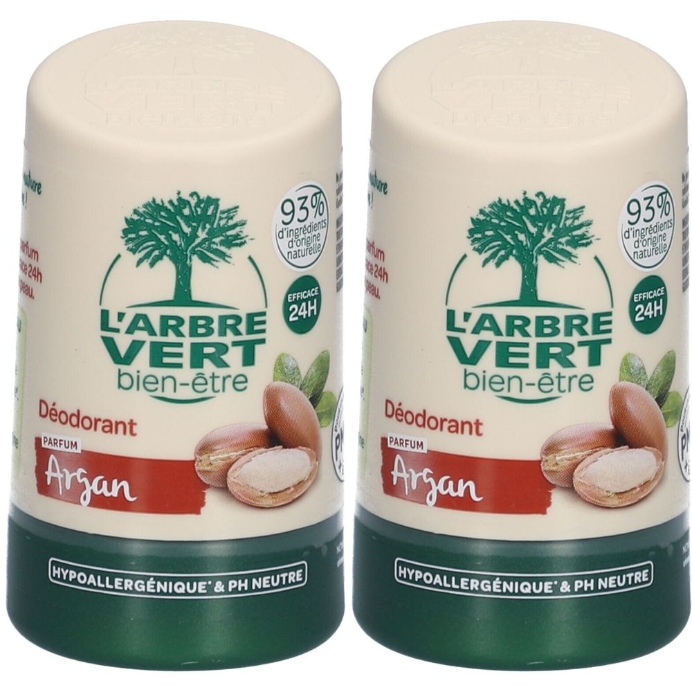 Twee cilindrische deodorantverpakkingen. Opschrift: L'ARBRE VERT bien-être, Déodorant Argan. 93% natuurlijke ingrediënten, 24u effectief.