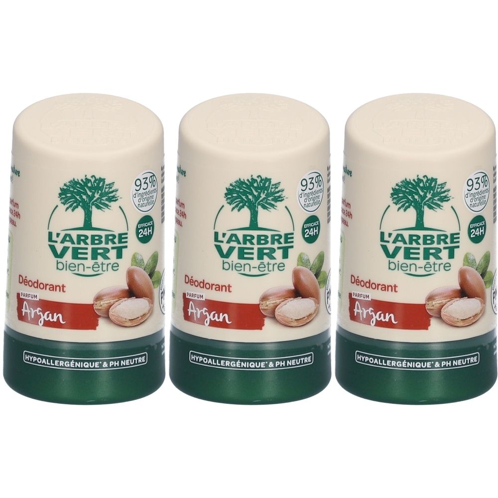 Drie deodorant sticks. Opschrift: L'ARBRE VERT bien-être, Argan. Groen-witte verpakking, groene tekst. 93% ingrediënten van natuurlijke oorsprong.