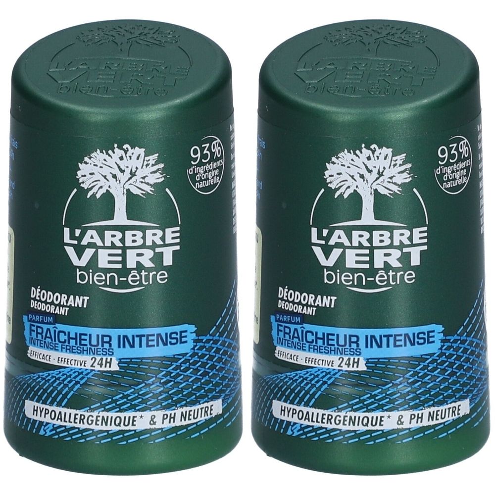 Twee groene deodorantverpakkingen met wit logo en tekst. Opschrift: L'Arbre Vert, Fraîcheur Intense, 93% natuurlijke ingrediënten.