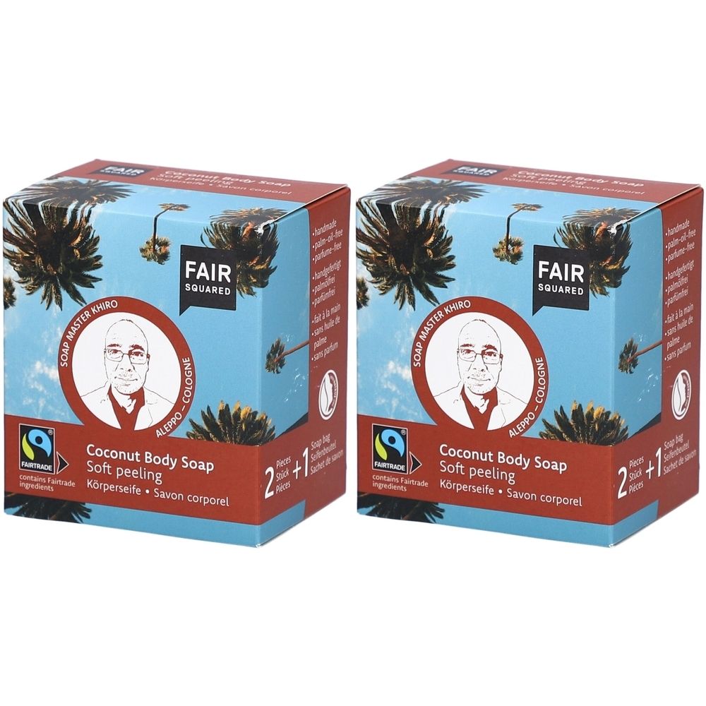 Twee vierkante dozen met FAIR SQUARED logo. Opschrift: Coconut Body Soap, Soft peeling. Met Fairtrade-keurmerk.