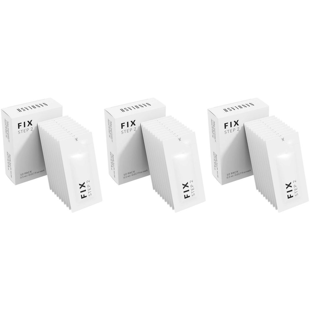 Drie sets witte dozen en zakjes. Op de dozen staat "FIX STEP 2". Op de zakjes staat "FIX STEP 2".