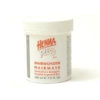 Pot blanc avec couvercle. Inscription: Hennaplus Hairwonder Hairmaske. 200 ml.