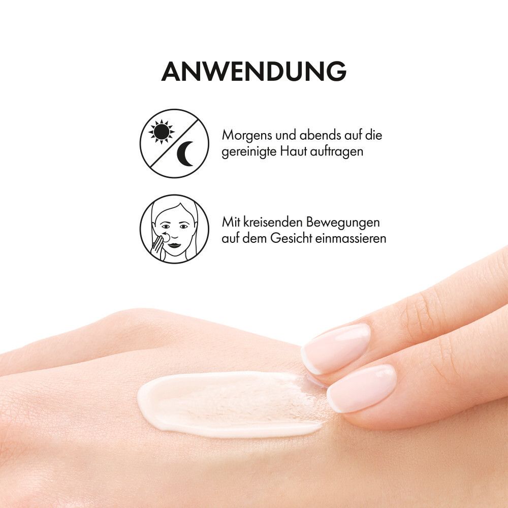 Hand met crème. Gebruiksaanwijzing: 's Ochtends en 's avonds aanbrengen op de gereinigde huid. Inmasseren met cirkelvormige bewegingen.