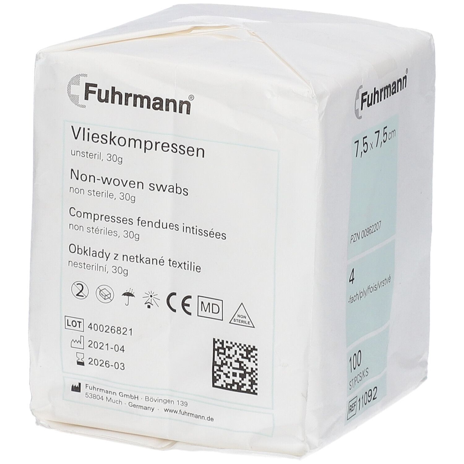 Witte verpakking met opdrukken. "Fuhrmann" logo. "7,5 x 7,5 cm". "4-fach". "100 ST/PCS/KS". Medisch hulpmiddel.