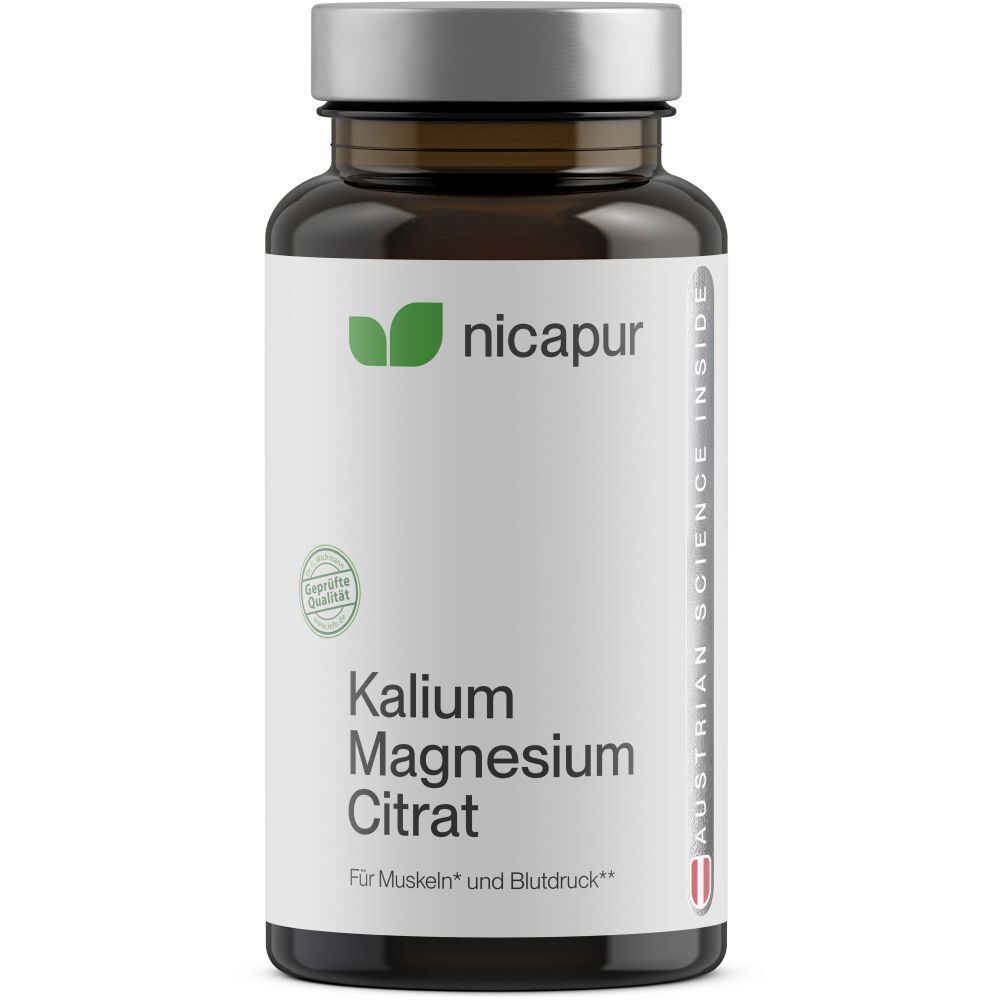 Bruine fles met zilveren dop. Opschrift: NICApur Kalium Magnesium Citrat. Groen-wit etiket.