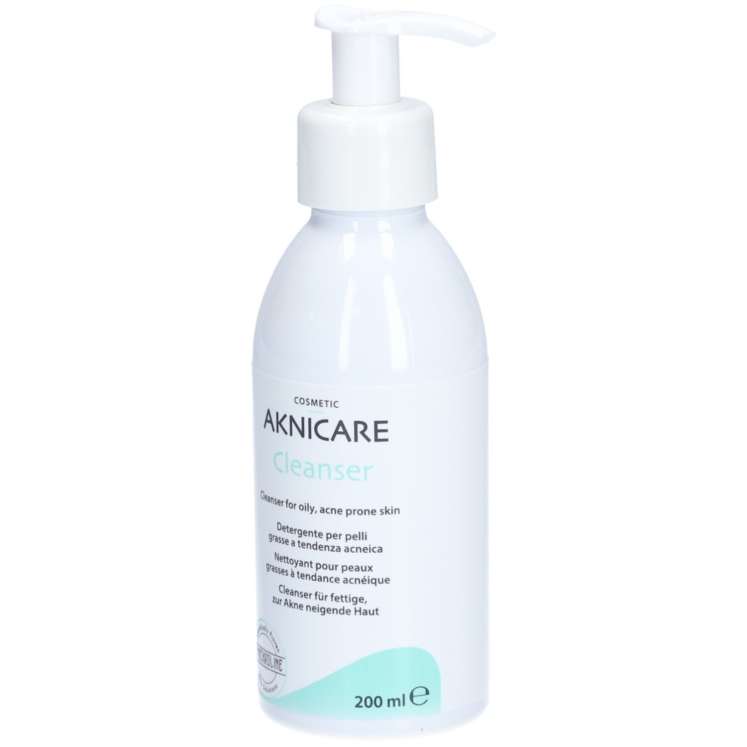 Flacon blanc AKNICARE Cleanser avec pompe. Texte: Nettoyant pour peaux grasses à tendance acnéique. 200 ml.