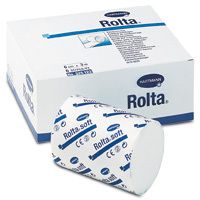 Witte Rolta® soft wattenzwachtel, opgerold. Verpakking met productnaam, Hartmann-logo en CE-markering. 6 cm x 3 m.