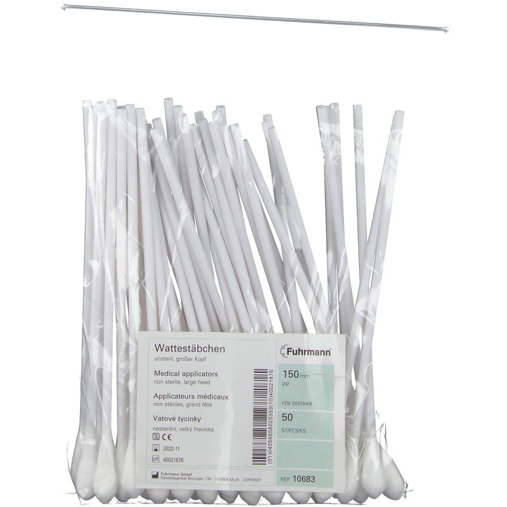 Wattenstaafjes in plastic zak. Grote kop, 15 cm lang. Opschrift: Fuhrmann, 150 stuks, voor verbanden.