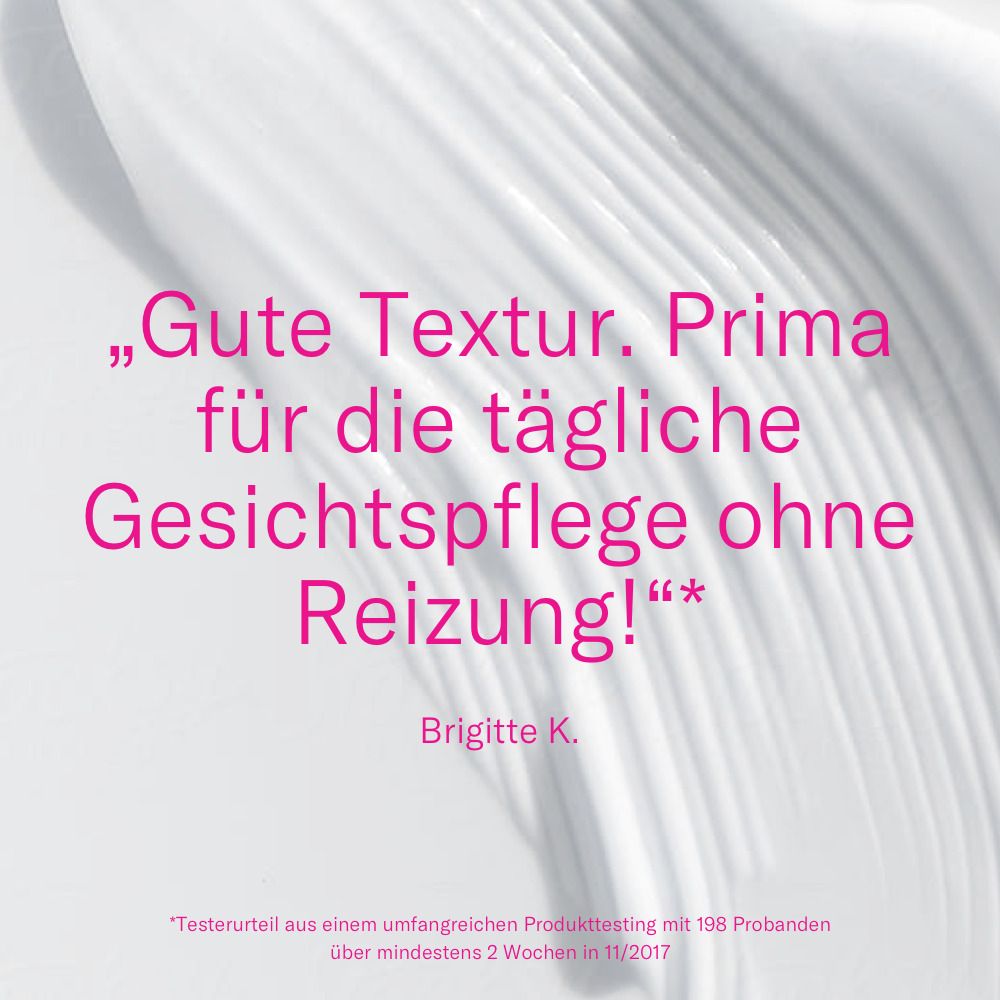 Texte: « Bonne texture. Idéal pour les soins quotidiens sans irritation ! » Brigitte K.
