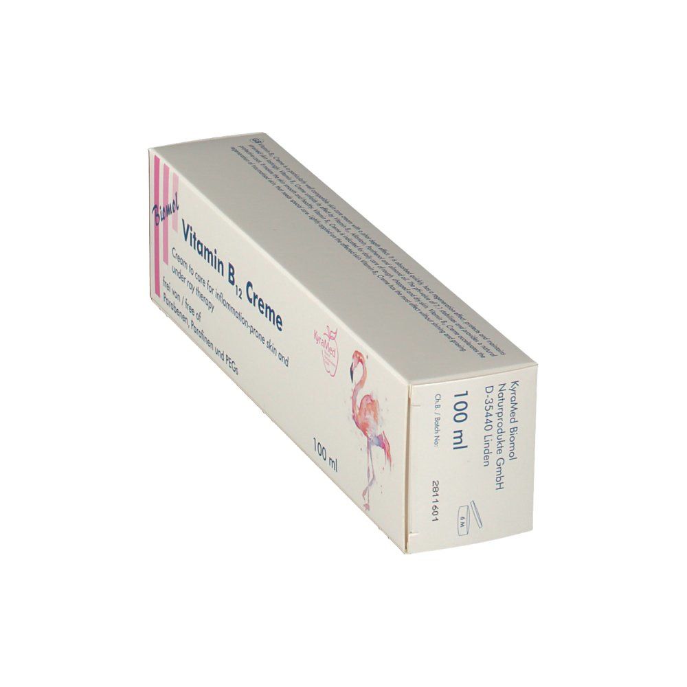 Doos met vitamine B12 crème. Flamingo logo. 100 ml. Tekst: Huidverzorgingscrème.
