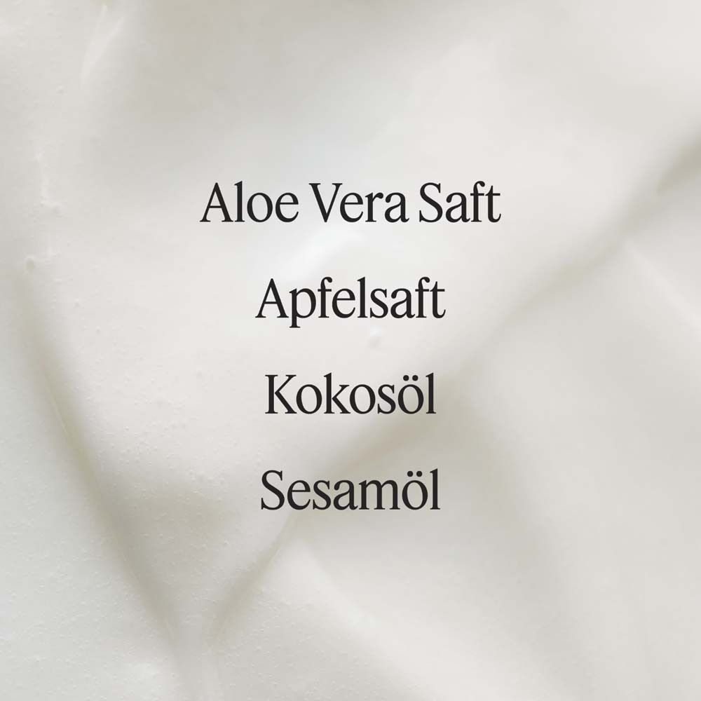 Jus d'aloe vera, jus de pomme, huile de coco, huile de sésame.