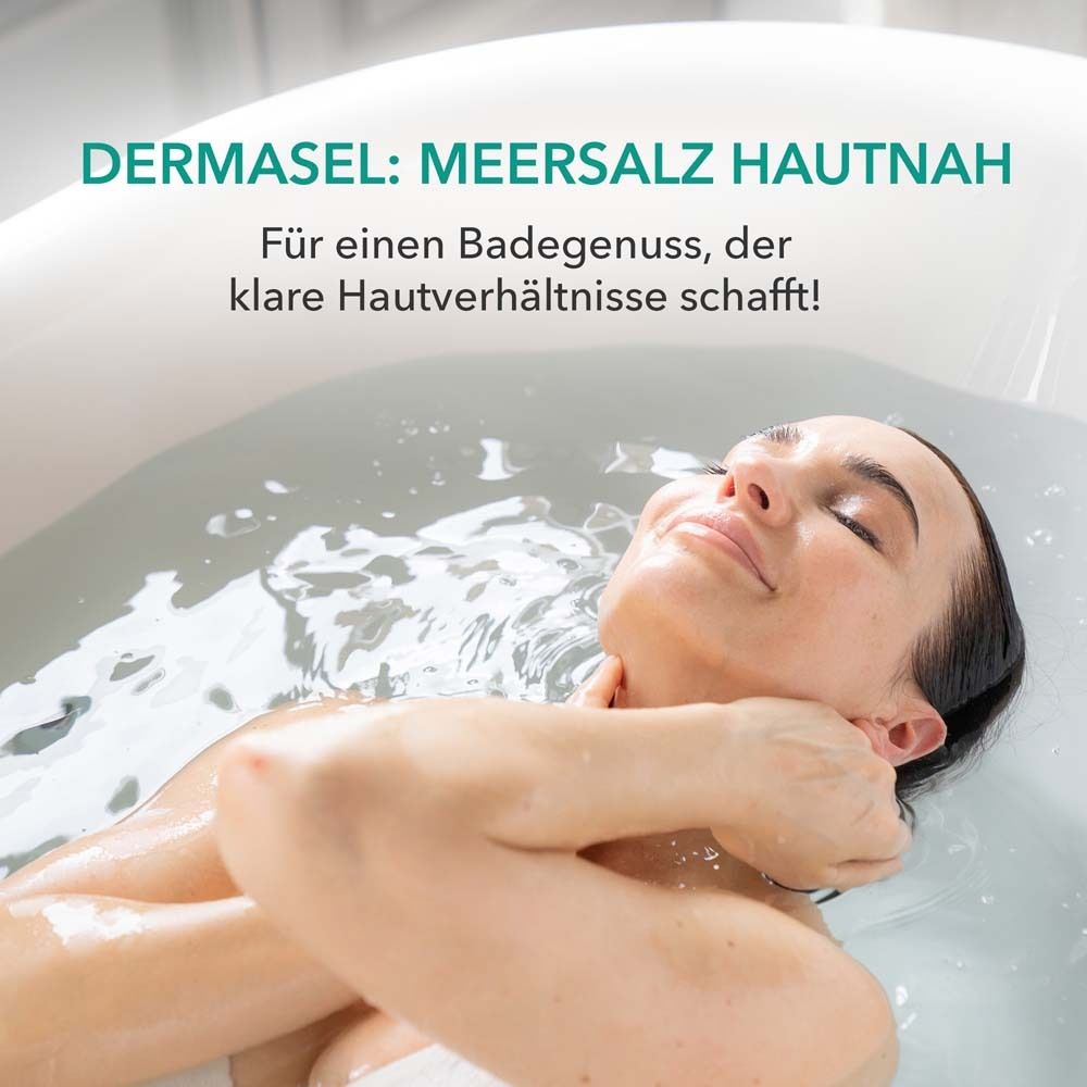 Femme dans une baignoire. Texte: DERMASEL: Sel marin au plus près de la peau. Pour un bain qui crée une peau claire !