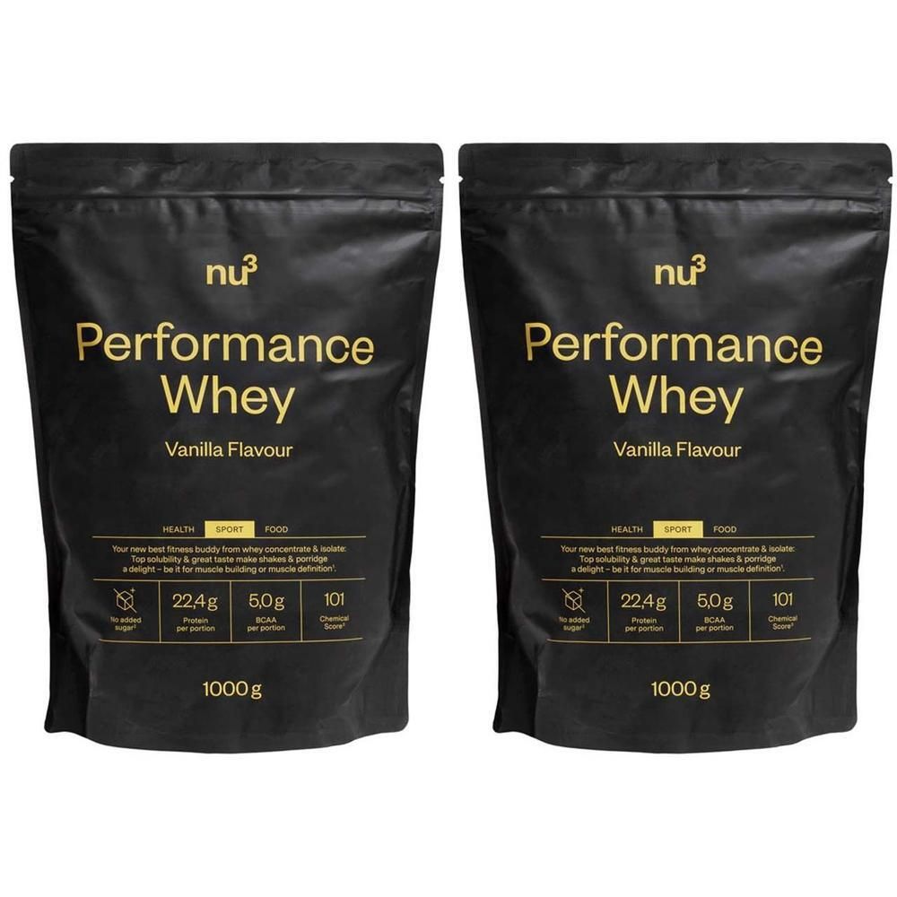 Twee zakken nu3 Performance Whey Vanilla. Zwarte verpakking met gele tekst. Bevat informatie over eiwitten, BCAA's en calorieën.