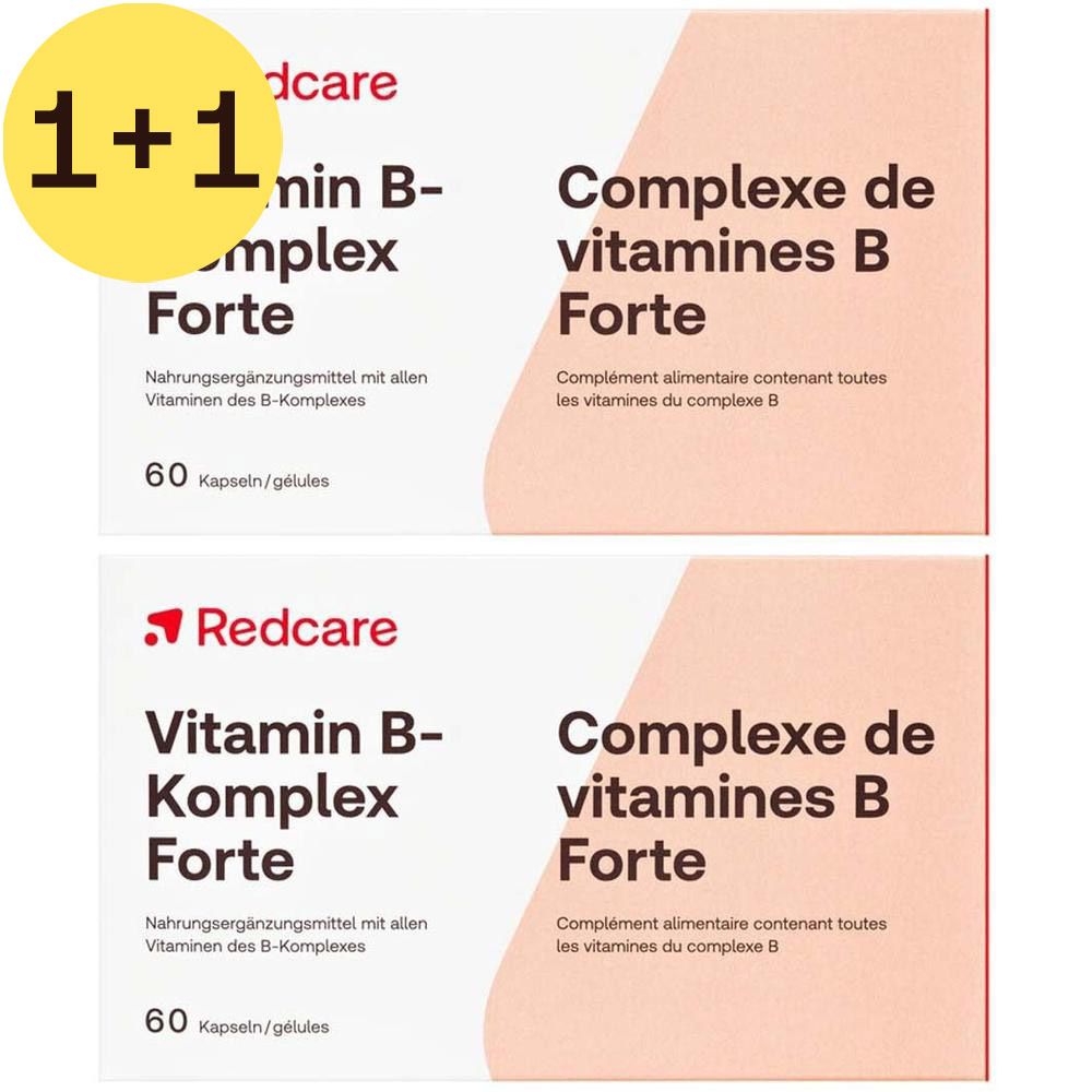Twee dozen Redcare Vita Vitamin B-Komplex Forte. Witte dozen met paarse accenten. Opschrift: Vitamin B-Komplex Forte, 60 capsules.