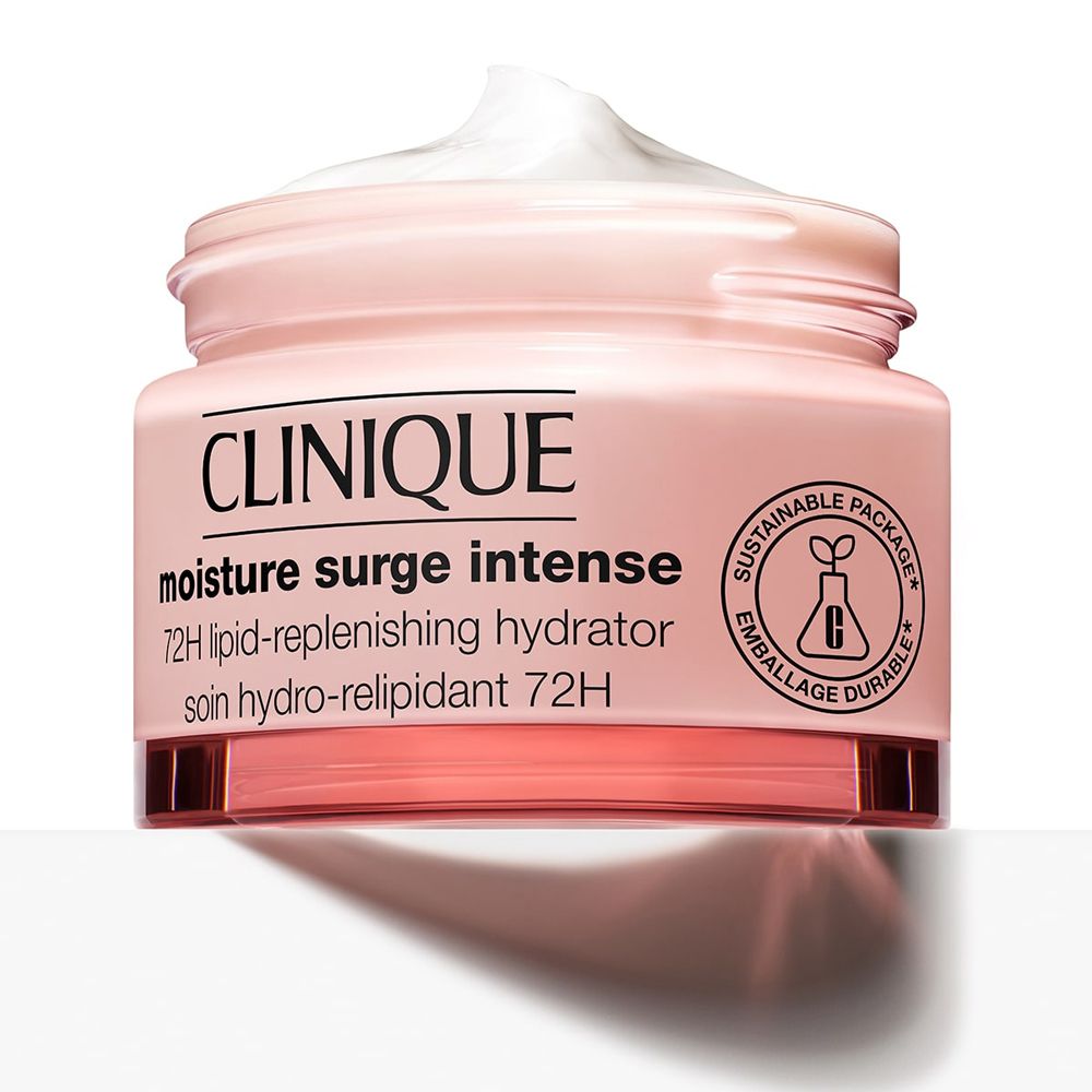 Pot rose ouvert avec crème. Inscription: CLINIQUE moisture surge intense 72H lipid-replenishing hydrator. Emballage durable.