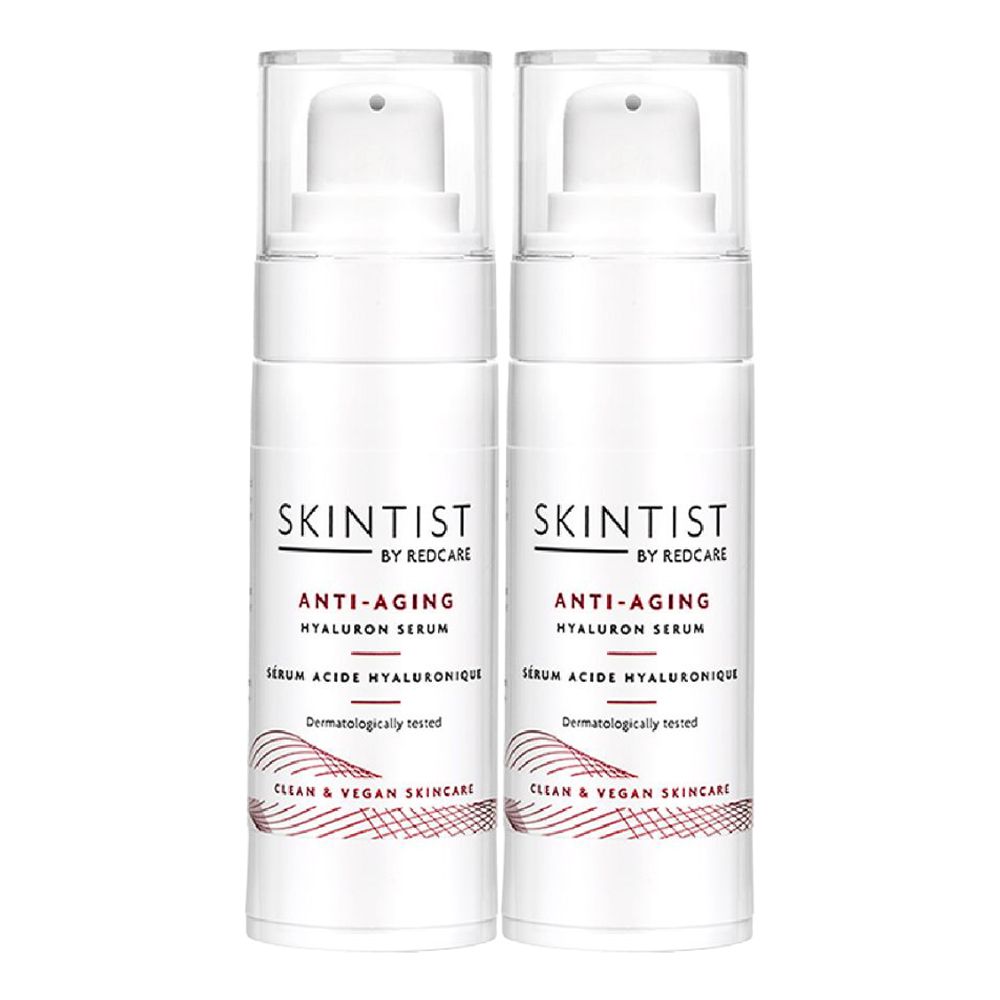 Twee witte flessen met pomp. Opschrift: SKINTIST ANTI-AGING Hyaluron Serum. Dermatologisch getest.