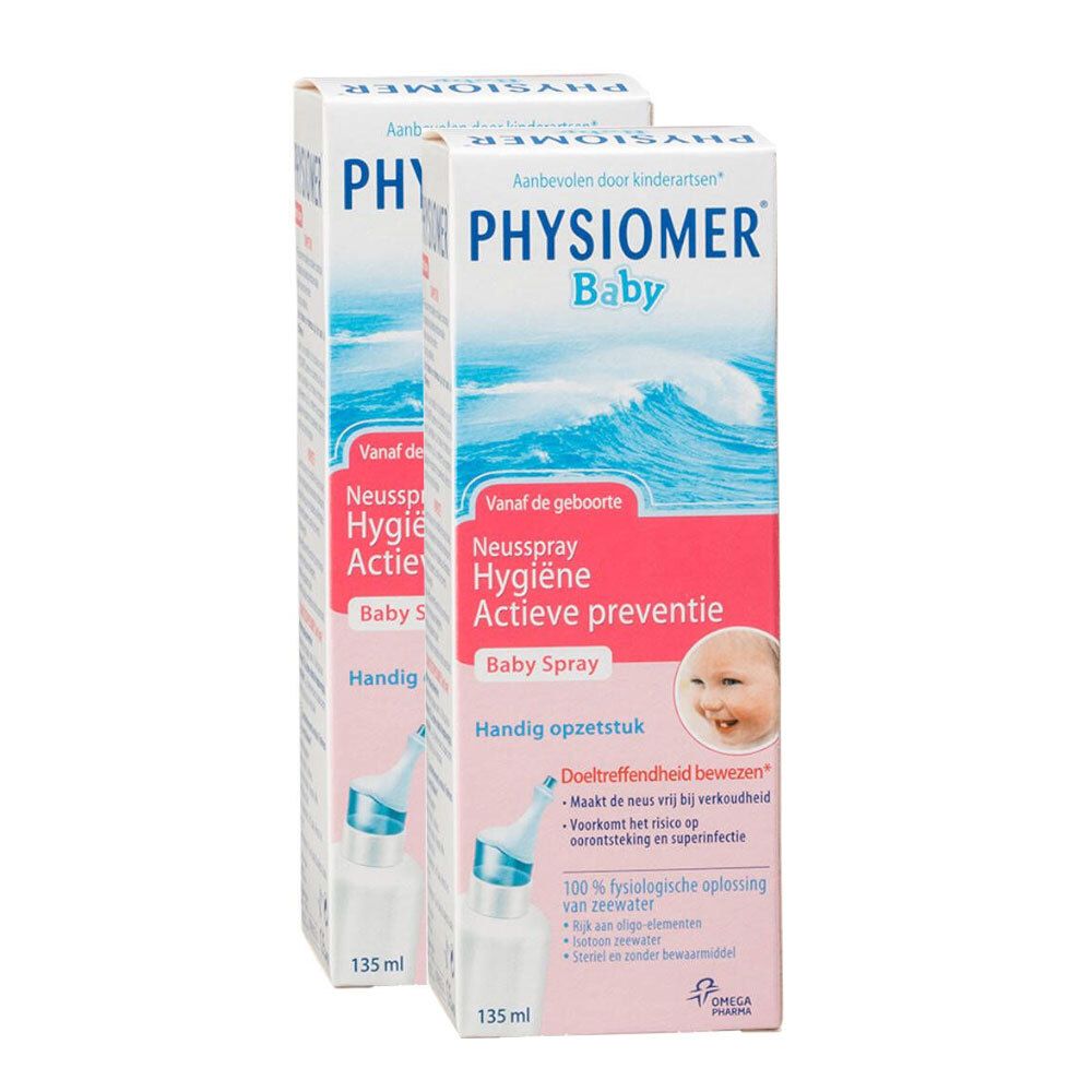 Deux boîtes de spray nasal pour bébés. Inscription PHYSIOMER Baby. Accents roses et bleus. Flacons avec embout spray.