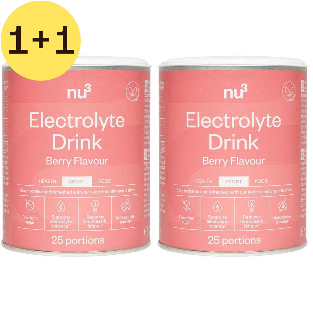 Twee blikken nu3 Elektrolyte Drink Berry. Opschrift: Elektrolyte Drink Berry Flavour, 25 porties. Gele sticker: 1+1.