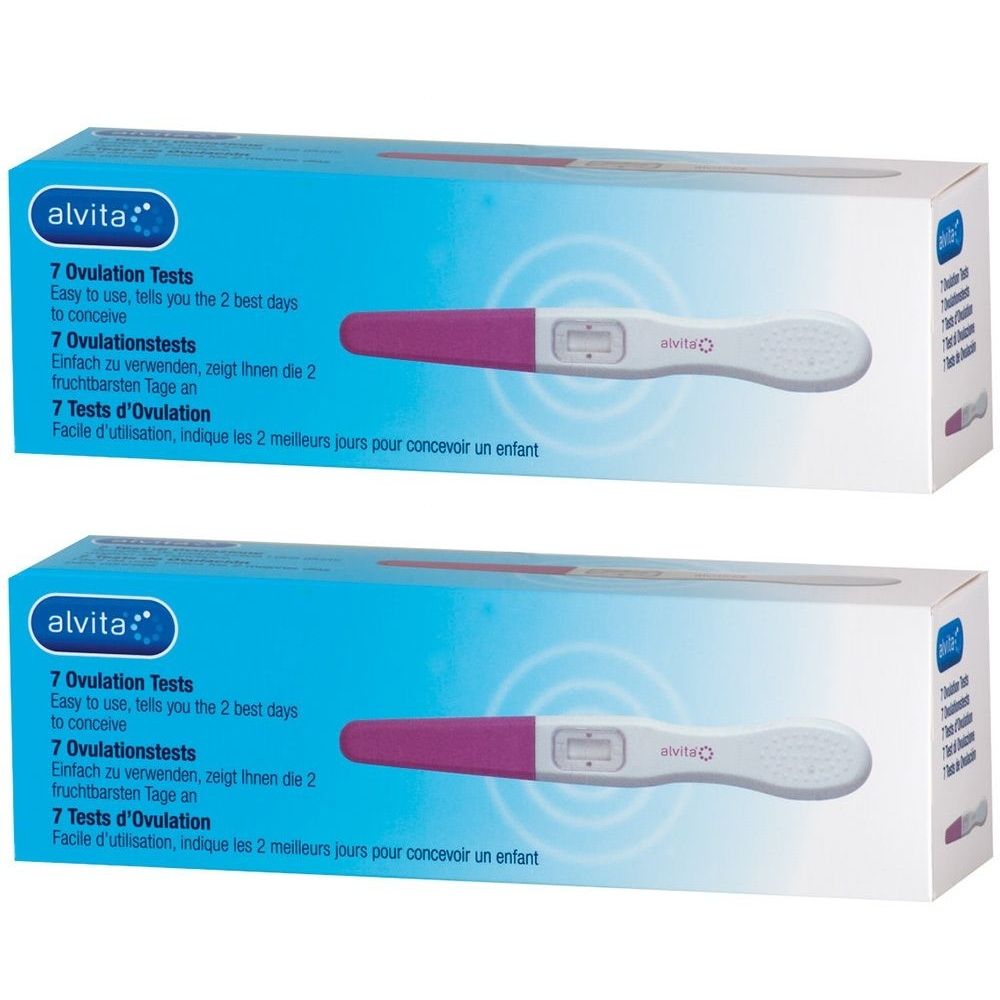 Twee dozen ovulatietests. Op elke doos staat "alvita" en "7 Ovulation Tests". De tests zijn in de vorm van pennen met paarse punten.